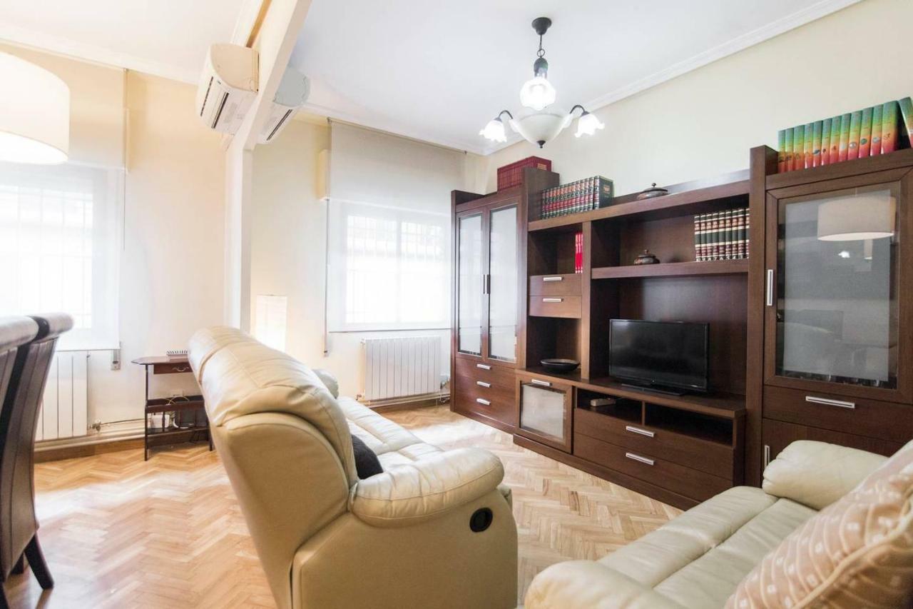 Home & Private Terrace Wifi + Aircon Madryt Zewnętrze zdjęcie