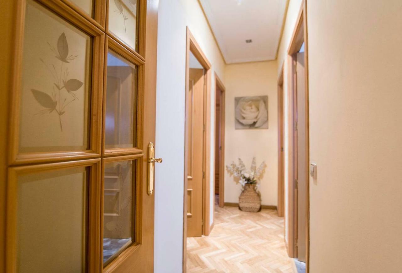 Home & Private Terrace Wifi + Aircon Madryt Zewnętrze zdjęcie